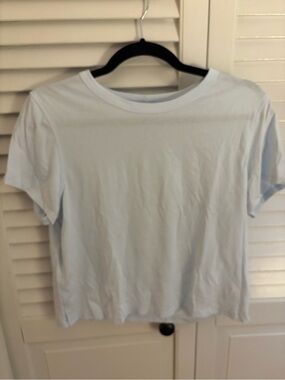 lululemon athletica Light Blue Short Sleeve Crewneck Tee